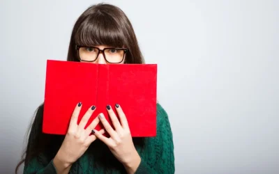 Selling at Vendor Markets as an Introvert: 12 Tips to Build Confidence and Connect with Shoppers